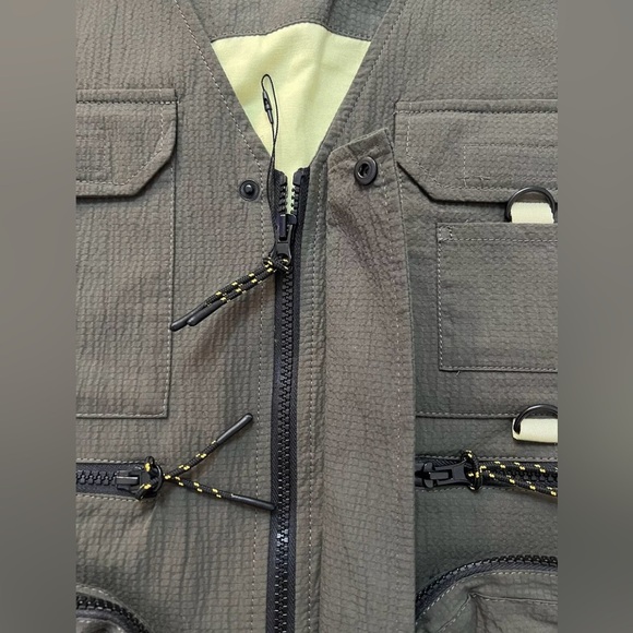 Zara Men’s Olive Green Utility Quick Dry Vest Size Small Medium NWOT - Picture 7 of 9